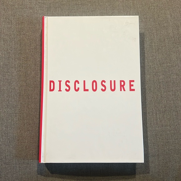 📚Disclosure by Michael Crichton - Picture 1 of 1